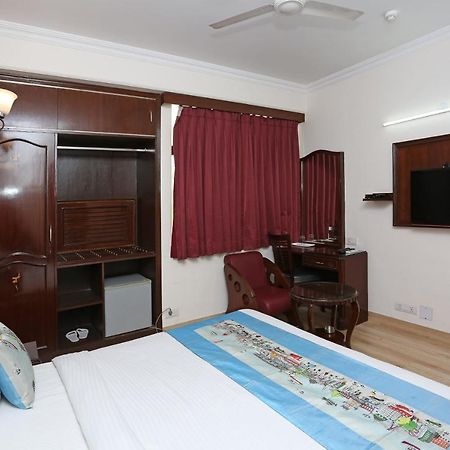 Capital O 5331 Zara Grand New Delhi Exterior photo
